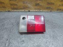 Фонарь крышки багажника правый UH66F3 Audi 80 - Фото 1