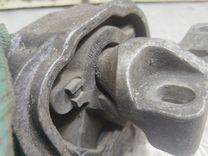 Подушка крепления двигателя K3MN1F Volkswagen Jetta - Фото 2