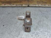 Крепление втулки стабилизатора 7YEW0N Peugeot 406 - Фото 3