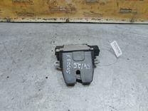 Замок багажника A9FG7E Ford Focus - Фото 1