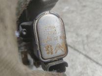 Заслонка дроссельная Q9GU77 Peugeot 406 купить в магазине запчастей бу