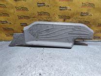 Накладка на порог внутренняя задняя левая 1RAE0P Mitsubishi Grandis