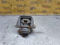 Подушка крепления двигателя P4467D Peugeot 307