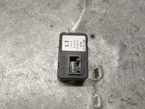 Кнопка стеклоподъемника переднего левого BOFWJD Opel Astra купить