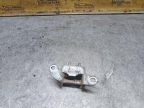 Петля двери передней правой QK8GHT Toyota Corolla купить на авторазборке