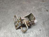 Петля двери передней правой P17BOY Volkswagen Golf - Фото 1