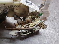 Замок двери передней левой 0J01YV Toyota Yaris Verso - Фото 4