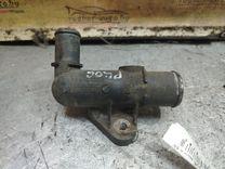 Фланец (тройник) системы охлаждения VP1Q5R Peugeot 406 - Фото 1