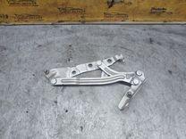 Петля крышки багажника SE8DF1 Volvo S40