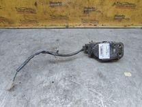 Замок двери задней правой TAKU6W Mazda 626 - Фото 1