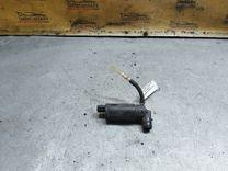 Насос (моторчик) омывателя стекла V504LZ Toyota Avensis