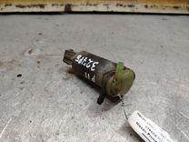 Насос (моторчик) омывателя стекла HOHAJD Nissan Primera - Фото 1