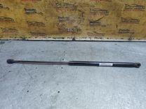 Амортизатор крышки багажника (3-5 двери) DC451C Ford Focus - Фото 1