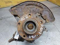 Кулак поворотный правый 4LKQUB Peugeot 607