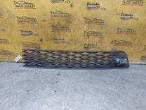Заглушка (решетка) в бампер передний 6HF3V7 Ford Galaxy