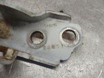 Петля двери передней левой UBMAOJ Ford Fusion купить в магазине запчастей бу