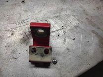 Петля двери задней левой 1DX99S Audi 80 - Фото 1