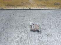 Петля крышки багажника DZKCU0 Toyota Corolla - Фото 1