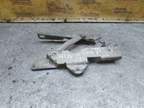 Петля капота левая M0EJIW Audi 100 - Фото 2