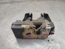 Замок двери задней левой 8NUB2M Opel Astra - Фото 2