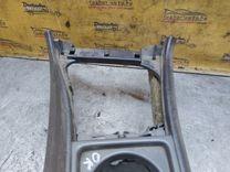 Подлокотник VQH0EH Volvo V70 купить на авторазборке