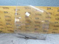 Стекло двери передней правой 85311H Volkswagen Passat