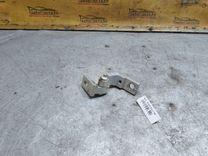 Петля двери задней левой E4NJXL Volkswagen Golf