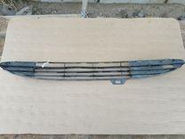 Заглушка (решетка) в бампер передний 0D3AF4 Peugeot 206 купить в магазине запчастей бу