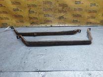 Крепление топливного бака SYP6Q8 Toyota Avensis купить в магазине запчастей бу