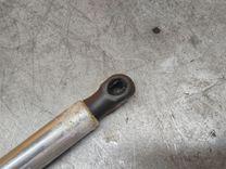 Амортизатор капота FB4RR2 Volkswagen Golf купить