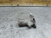 Фланец (тройник) системы охлаждения DT0EIV Mitsubishi Carisma - Фото 3