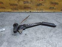 Рычаг ручного тормоза (ручника) J32OOB Audi 100