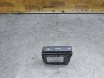 Кнопка подогрева заднего стекла BHT383 Toyota Avensis купить