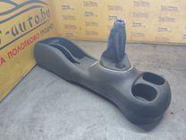 Консоль салона (кулисная часть) 6HYN4D Toyota Yaris купить в магазине запчастей бу