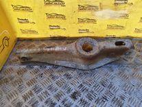 Рычаг задний правый Z02Q1N Peugeot 406 купить на авторазборке