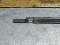 Молдинг стекла двери задней левой наружный 1IY96P Audi 100 - Фото 5