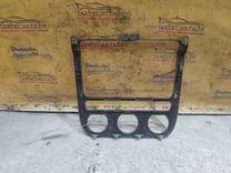 Рамка под магнитолу 001ZJP Volkswagen Jetta - Фото 2