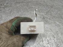 Блок управления центральным замком W2VQKZ Toyota Avensis - Фото 2