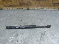 Амортизатор крышки багажника (3-5 двери) C904M0 Volkswagen Jetta - Фото 1