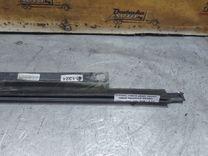 Молдинг стекла двери задней левой наружный IZDX8W Volkswagen Jetta - Фото 5