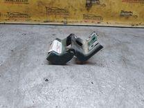 Петля крышки багажника 4P8M5W Chrysler Voyager купить в магазине запчастей бу