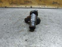 Фланец (тройник) системы охлаждения 67M8ME Audi A4 купить в магазине запчастей бу