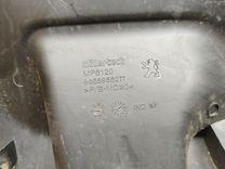 Обшивка крышки багажника ZC9QCB Peugeot 207 - Фото 3