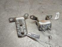 Петля двери задней правой 6Q2IZD Toyota Avensis Verso - Фото 1