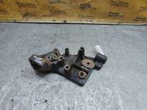 Кронштейн двигателя 06YZ21 Rover 600