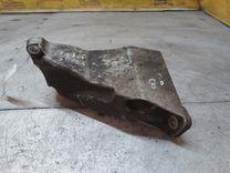 Кронштейн двигателя TLAD4L Volkswagen Passat