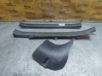 Накладка на порог внутренняя передняя правая V5TJGP Toyota Corolla Verso - Фото 2