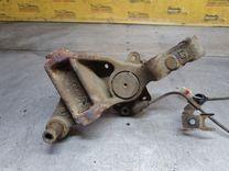 Цапфа задняя (ось ступицы) EH4KY9 Mazda Premacy купить в магазине запчастей бу