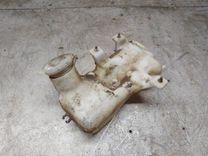 Бачок омывателя Y3O6O7 Mazda 626