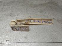 Петля капота правая UHQ6HJ Audi A4 - Фото 1